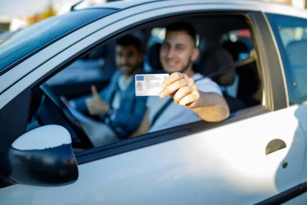 Guide to Automatic Car Lessons in Bolton