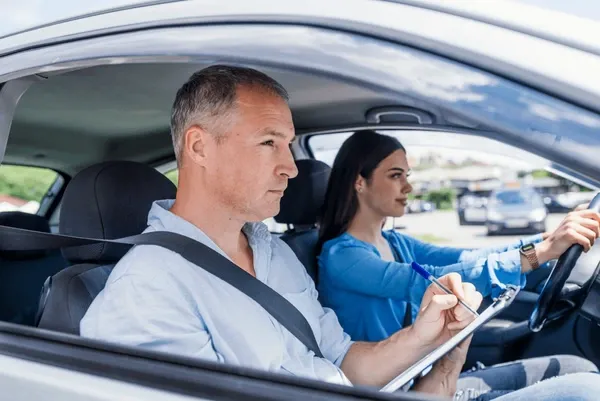 Best Manual Car Instructor in Bolton