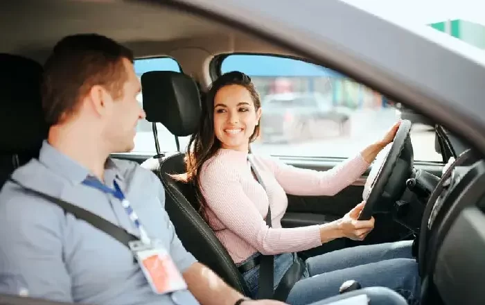 How-to-find-the-right-instructor-for-driving-lessons